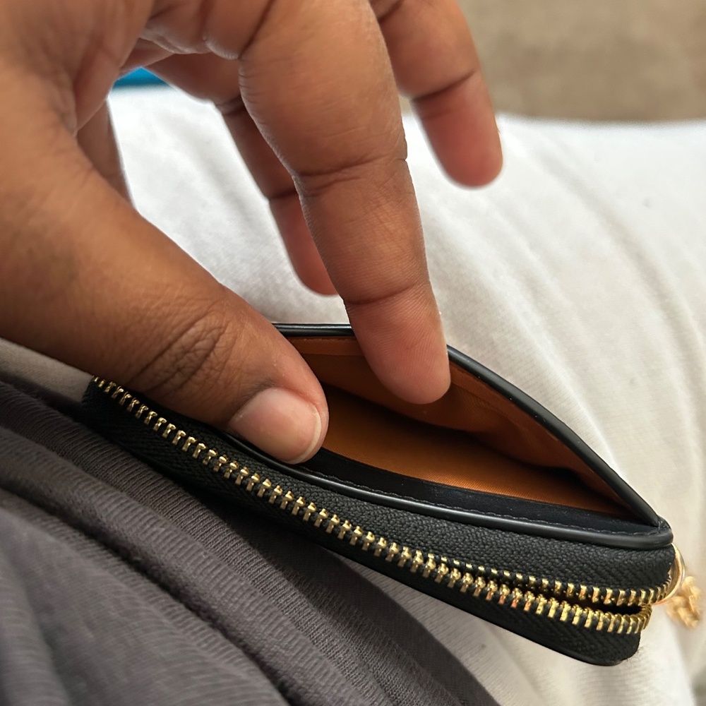 Coach Wallet - Picture 4 of 8